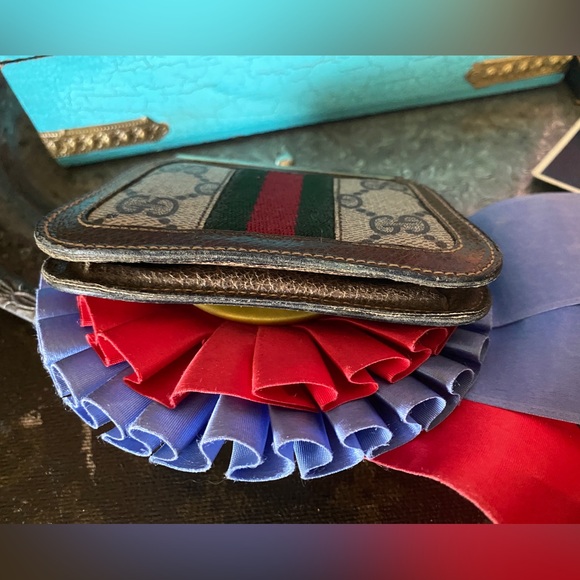 Gorgeous Rare GUCCI Signature GG Monogram Kisslock Luxury Coin Purse Wallet ❤️ - Picture 8 of 10